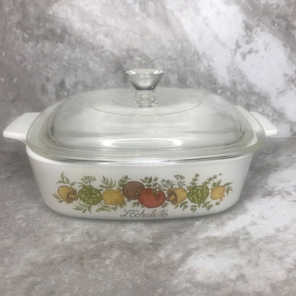 Corning Ware Spice of Life  L'Echalote  1 Quart Casserole Dish A-1-B w Lid D-13